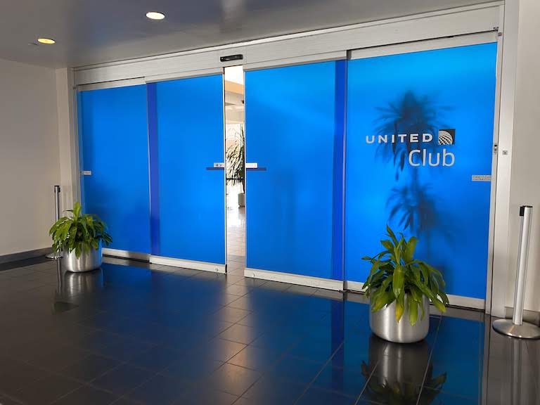 ヒューストン国際空港 ユナイテッドクラブ 入り口